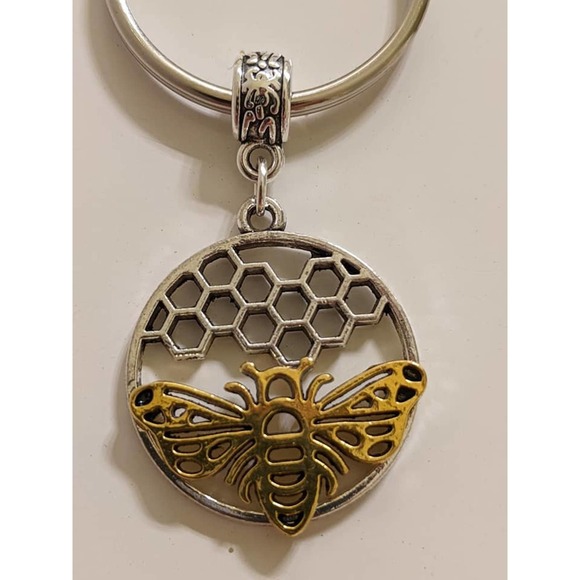 4/$20 Bee and Honeycomb Charms Keychain Bag Purse Pendant Gift Present - Picture 3 of 4